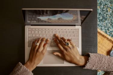 ����һ���¿��Զ���?�м�����?