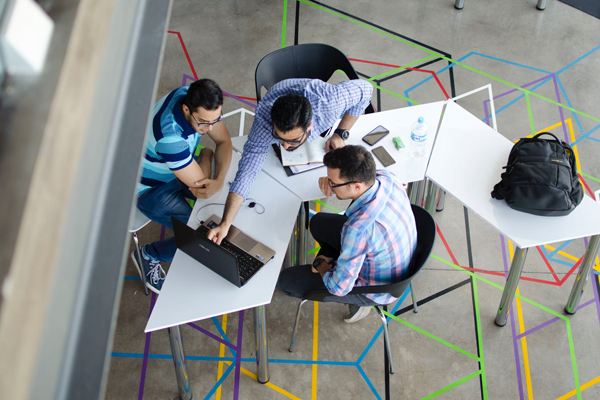 ��γ�Ϊһ���Ա�����?�Ա��������ӯ����