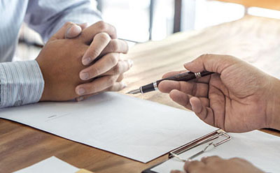 �����Ա���Ĺ���֤�� �Ա�������ô������Ʊ