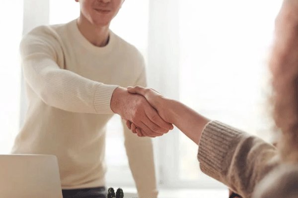 �Ա����Ҵ�Ӧ��������û������Ͷ���� �Ա�����˵��������,�����ۺ�û�з�������ô��