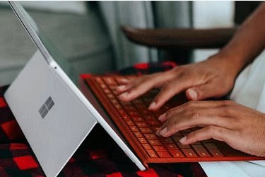 �Ա���ķ�˿�����������������ҵ� �Ա���˿���������Ľ�