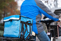 ����Ůװ��Ŀ��Ʒ�У��ĸ��Ǵ��󷢲��ģ�