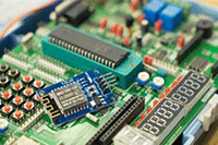 �Ա�����:ͬ����Ʒ������������ͬ�ĸ���Ʒ�Բ�ͬ�۸��ۣ�ŵ����7610�ּ�2500�����ҳ�����������Ʒ����ȷ����