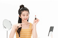 �Ա�ɾ���в�������ֵ����Ǯ