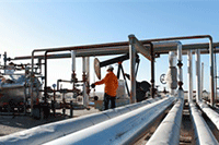 �Ա�����Ӫ�����и������������