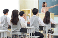 �Ա�����Ӫ������,��С�������������Ҿ���