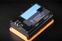 �Ա�ֱͨ����λ����Ч�������������׶�