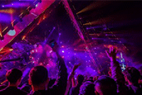 �����İ�:����ףŮ����Զ����Ư�����İ�